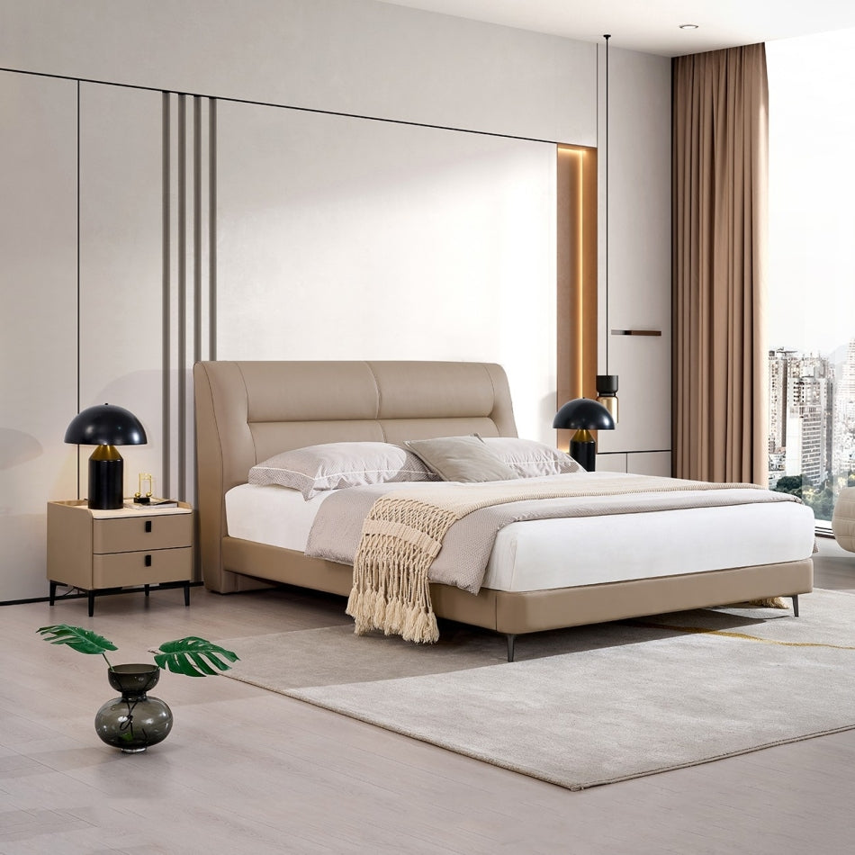 Minimalist Leather Bed with Two-Tone Feet and Tail Stop